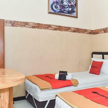 Reddoorz At Omah Wetan Sawojajar Malang Hotel Luaran gambar